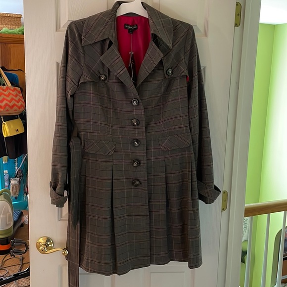 Beautiful lined jacket - Picture 2 of 8